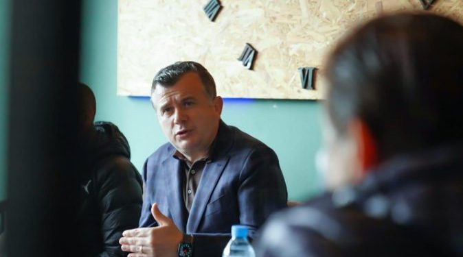 PËRPLASJA NË ELBASNA/ Balla: Opozita mblodhi rreth 100 njerëz me thirrje banale. Nuk kishte ndodhur kurrë…