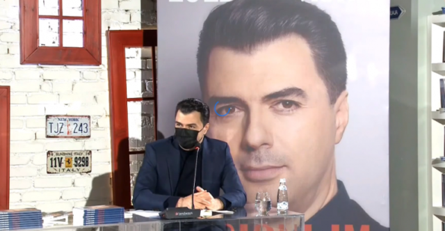 E SHKRUAN NË LIBËR/ Habit Basha: Më propozuan të “vrisja” Sali Berishën, por babai s’mund të vritet