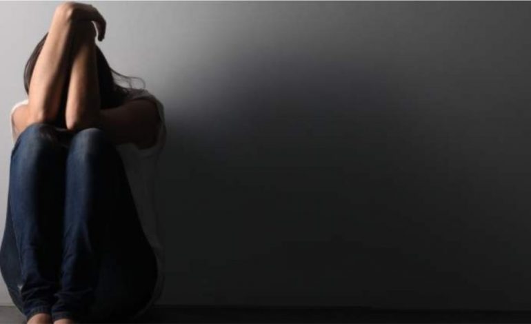 STUDIMI/ Një në 3 pacientë vuan nga depresioni edhe disa muaj pas shërimit nga Covid-19