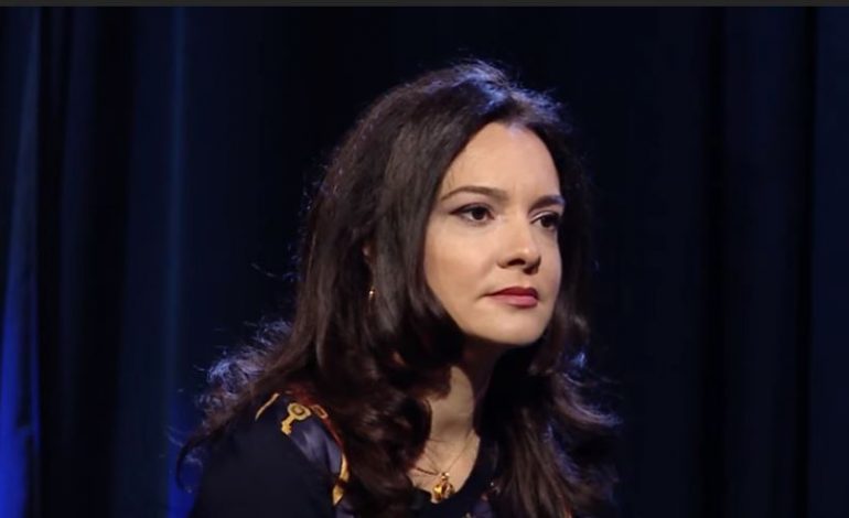 “GRUAJA QË FRYMËZON”/ Elisa Spiropali shpreh mirënjohje për ekipin e “Global Woman Club”