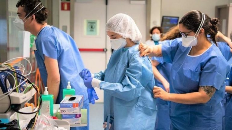 SITUATA E RËNDUAR E COVID-19 NË SHBA/ Mbi 30 milionë të infektuar që prej fillimit të pandemisë
