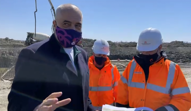 INSPEKTIME NË LAGJEN E RE TË SPITALLËS/ Rama: S’jemi të zotët të përmirësojmë cilësinë e diellit, por nuk do ketë asnjë…