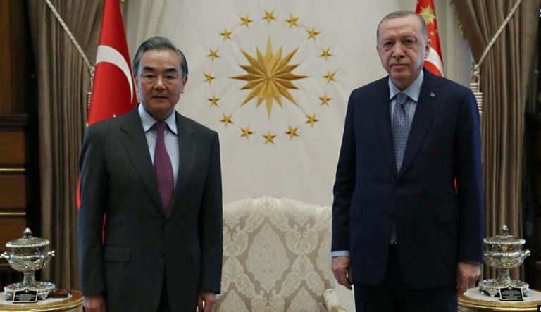 “IA KUJTOVA PËRSËRI DJE”/ Presidenti Erdogan: Kina nuk na i ka dërguar vaksinat sipas kontratës