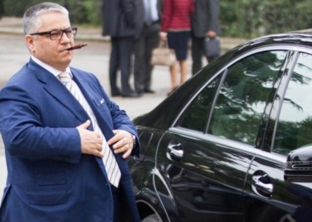 VDEKJA NGA COVID E BASHKIM FINOS/ Bushati prek me dedikimin: Na trondite…