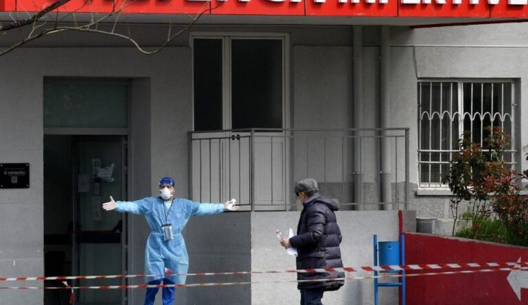 DALIN SHIFRAT E COVID/ Ulen INFEKTIMET e reja, 15 qytetarë humbin jetën. Ja sa të VAKSINUAR ka