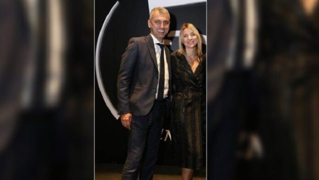 PREKËSE/ Ndërroi jetë një muaj më parë, Ministrja Margariti përkujton bashkëshortin me VIDEON e veçantë duke kërcyer me vajzën
