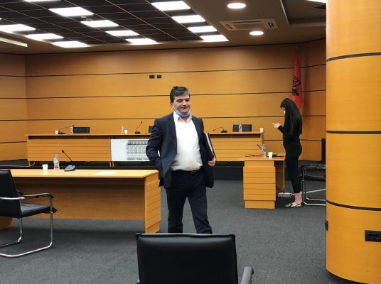 VETTINGU/ Gjyqtari Olsi Xhavella përballet në KPK me pyetje për pasurinë dhe profesionalizmin