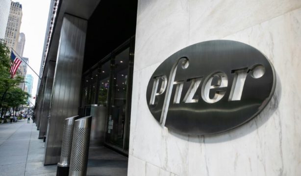 KORONAVIRUSI/ Pfizer zhvillon ilaçin anti-Covid, nis provën tek njerëzit