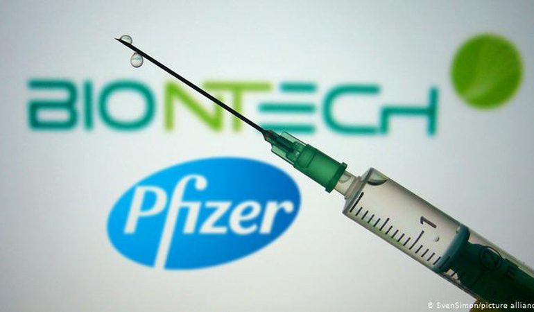 PANDEMIA/ Katër milionë doza shtesë, BE marrëveshje e re me Pfizer dhe Biontech