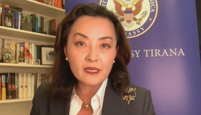 MARREVESHJA PËR GAZIN E LENGSHËM NATYROR/ Kim: Gur themeli gjigant për lidhjen Shqipëri-SHBA