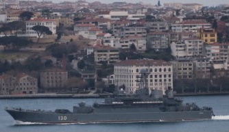 THELLOHEN TENSIONET ME UKRAINËN/ Rusia shton praninë luftarake në Detin e Zi
