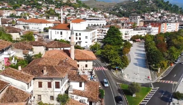 “ZGJUAM POTENCIALIN TURISTIK TË QYTETIT…”/ Rama përmbledh investimet në Berat: 18 projekteve me vlerë 10.6 milionë euro