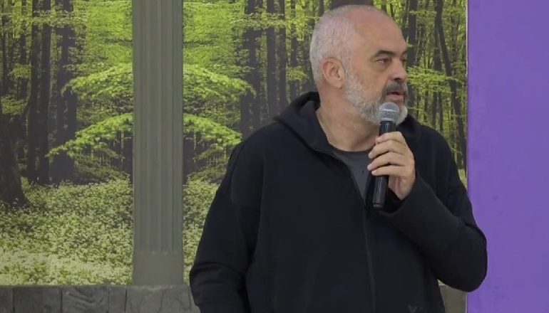 “BIZNESI I VOGËL ËSHTË ALEATI YNË STRATEGJIK”/ Rama: Është një motor i pashtershëm që duhet ushqyer me mbështetje