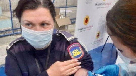VAKSINIMI MASIV/ Ministrja Etilda Gjonaj jep lajmin: Nis vaksinimi i gjerë i Policisë së Burgjeve