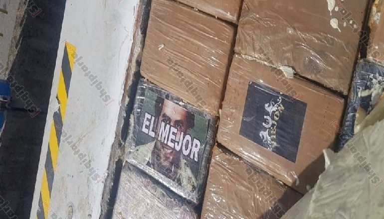 “MË E MIRA…”/ Del FOTO e kokainës në portin e Durrësit, të stampuar Pablo Esbocar. Ja çfarë shkruhej
