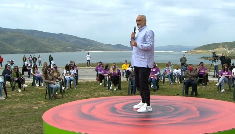 “NUK KA SHANS TJETËR…”/ Rama: Luftën me COVID mund ta fitojë vetëm shumica jonë qeverisës, harrojeni…