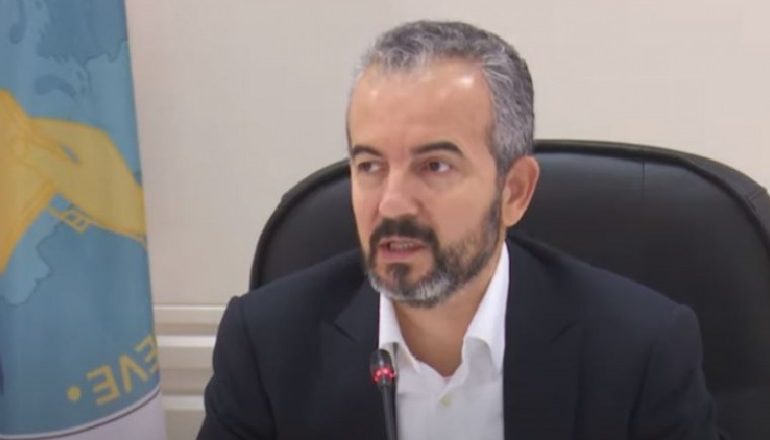 9 DITË PARA ZGJEDHJEVE/ Celibashi: Përfundon printimi dhe paketimi i fletëve të votimit për 6 qarqe