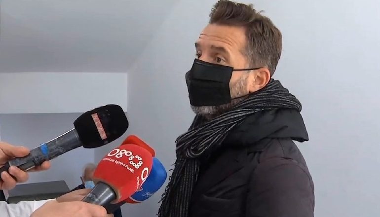 DENONCIM/ Braçe: Kryetarja e PS në fshatin Shën e Premte është terrorizuar nga banda e Alibeajt…