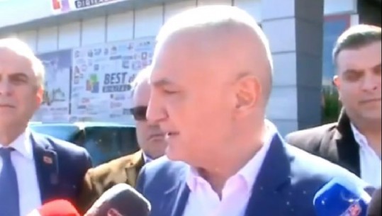 KONFLIKT INTERESI/ Meta vizitën e parë në Elbasan, aty ku i kandidon bashkëshortja