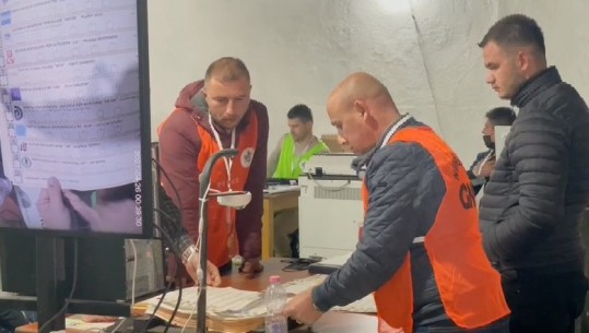 ZGJEDHJET/ Numërohen 56% e votave në qarkun e Dibrës, kryeson PS, PD ngushton pak diferencën. Bie LSI