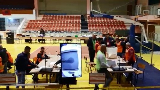 ZGJEDHJET/ Numërohen 30.2 % e votave në qarkun Korçë. Kryeson PS ndiqet nga PD, ja diferenca