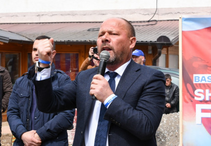 “DO TA PËSOJNË SI AI I ELBASANIT”/ Pas skandalit reagon Xhelal Mziu: Isha i emocionuar, jam penduar që bëra thirrje për vrasje