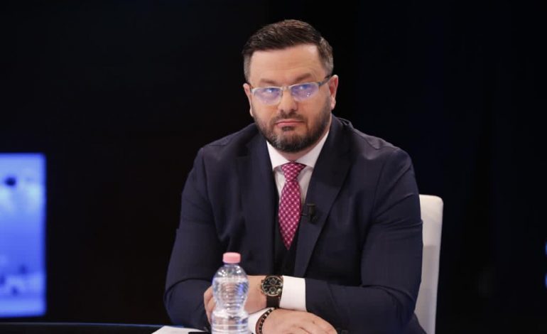 BLLOKIMI I RINASIT/ Ndreca: Policia e Shtetit dhe Prokuroria duhet të veprojnë energjikisht për t’i bërë shembull këta agresor të interesave publikë