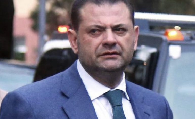 “KQZ TË MË ZËVËNDËSOJË”/ Tom Doshi jep dorëheqjen nga mandati i deputetit