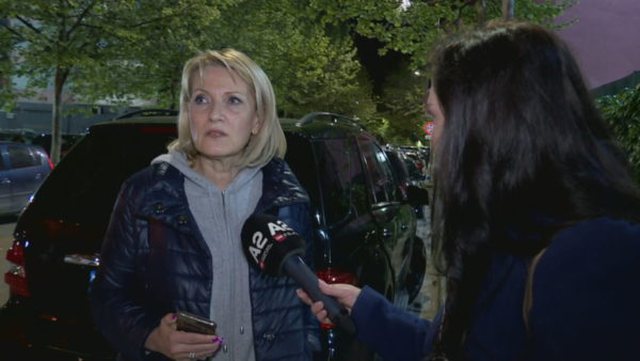 SHERRI TEK SHKOLLA “1 MAJI”/ Flet Mimi Kodheli: Luftuan si…