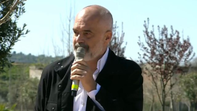 “BERISHA THOTË SE VAKSINA TË VDES”/ Rama: E pafalshme që Basha nuk flet