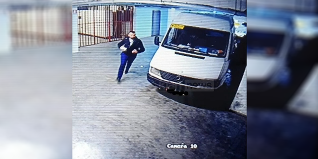 E VEÇANTË NË INDONEZI/ Hapet një pus me EMRIN e Arjan Salës në nder të heroizmit të tij (VIDEO)