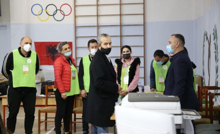 ZGJEDHJET/ Gabimet që u bënë më shpesh dhe nxorën fletët e votimit të pavlefshme
