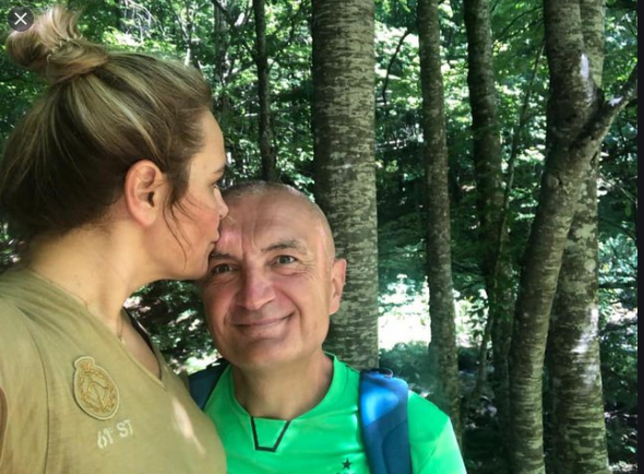 PSE S’JU NDJEK META? Edhe Kryemadhi e “tall”: Ka frikë mos i kërkoj ndonjë dekoratë