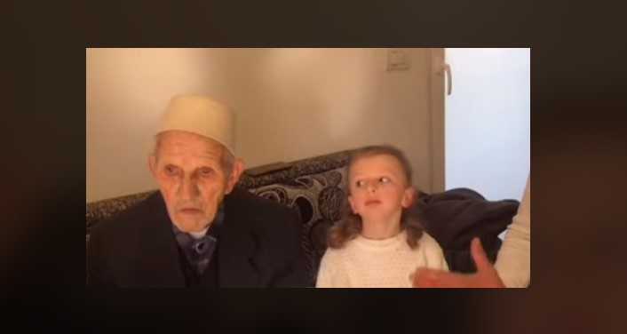 ZGJEDHJET/ 106-vjeçari është votuesi më i vjetër në zgjedhjet parlamentare 2021, që prej kohës së Fan Nolit