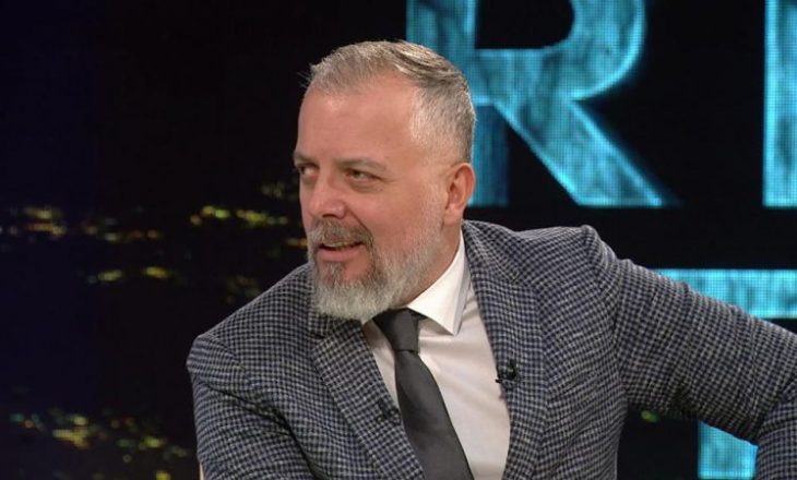 “U PENDOVA QË BËRA THIRRJE PËR VRASJE”/ Sokol Balla ironizon keq ndjesën Mziut: Nga sot e tutje, mund të bëni gjithcka…