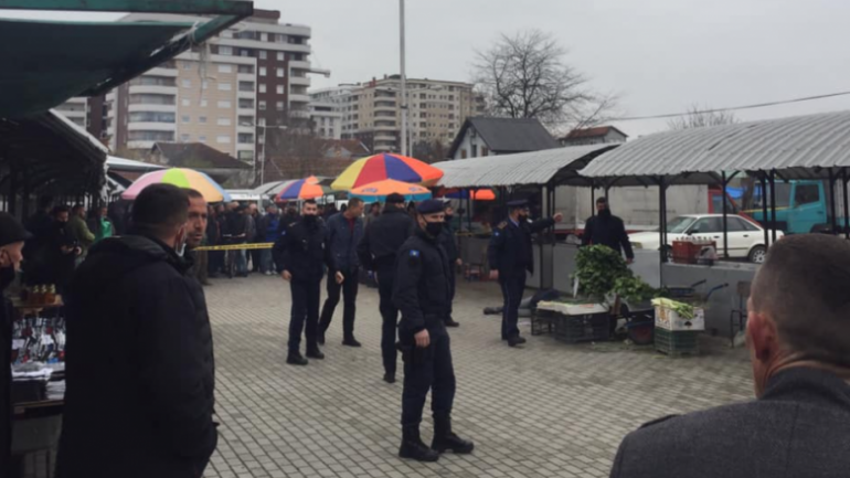 TË SHTËNA ME ARMË ZJARRI NË MITROVICË/ Një i vrarë dhe dy të plagosur, autori…