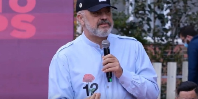 TAKIM ME BANORËT E NJËSISË 2 NË TIRANË/ Rama: Si mund të themi ne boll kur Shqipëria duhet të ngjitet