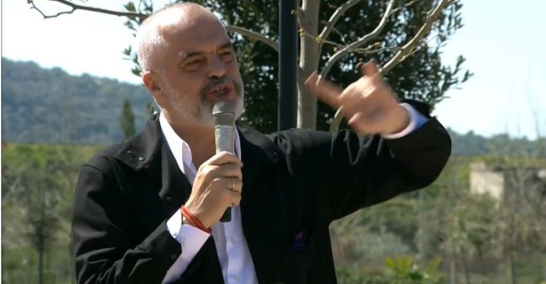 REAGON SËRISH PËR FUSHATËN E BASHËS/ Rama: Uroj që asnjë prej tyre mos të infektohet e jo më të ndërrojë jetë
