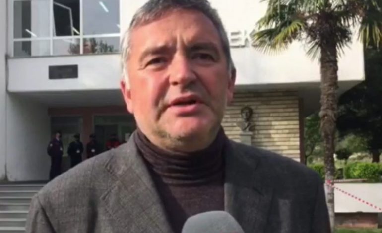 ZGJEDHJET/ Klosi pas fitores në Berat: Një garë e bukur që shkonte me rezultate kuti më kuti…