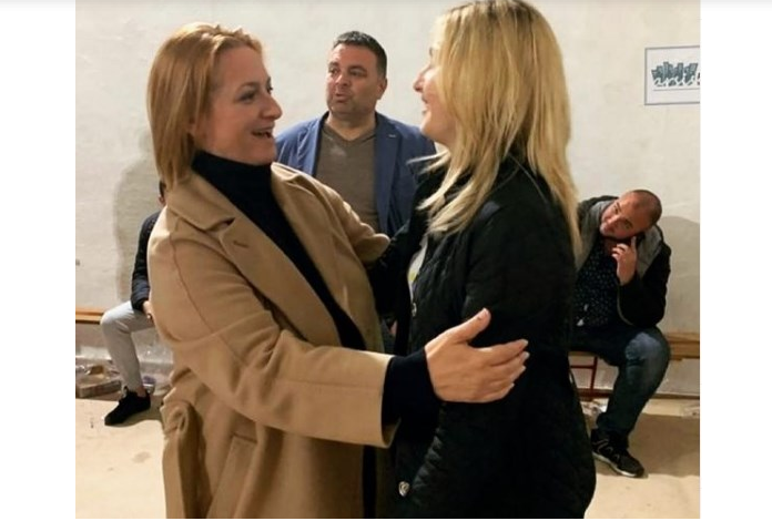 ZGJEDHJET/ PS fiton Sarandën, Anila Denaj dhe Ina Zhupa ndahen në “paqe”