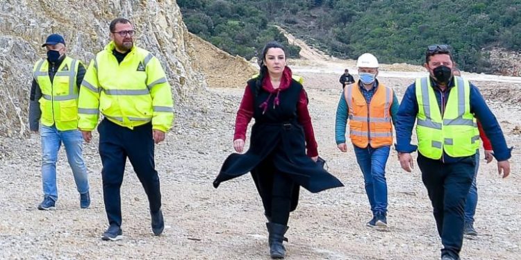 BY PASSI I VLORËS HAPET NË NISJE TË SEZONIT TURISTIK/ Balluku: Punimet u vonuan për shkak të rrëshqitjeve