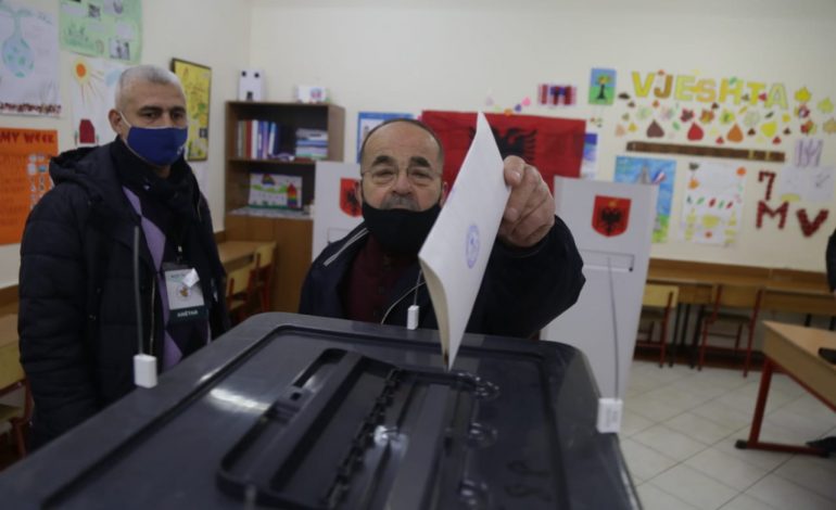 ZGJEDHJET/ Mungesa e emigrantëve në votime, rënie e votuesve në Qarkun e Vlorës