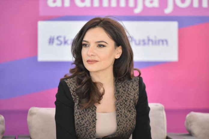 MUND BERISHËN, BASHËN E NOKËN/ Spiropali në Kamëz, merr më shumë vota sesa e gjithë lista e PD-së së bashku