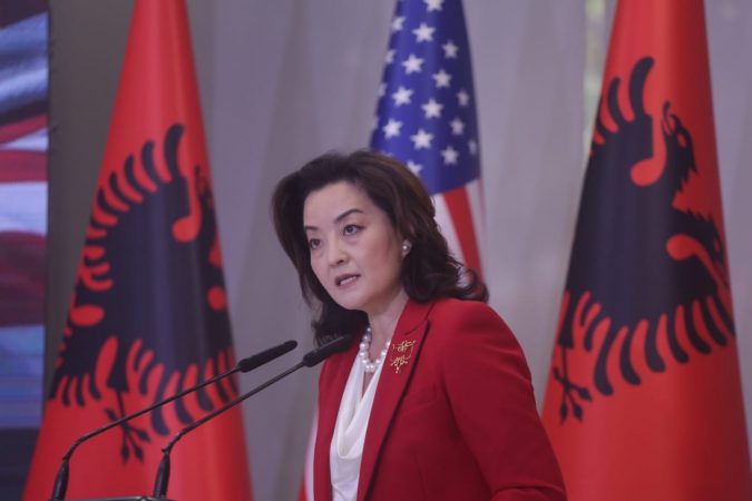 DEBATI NË KAS PËR LOGON E PD DHE BD NË FLETËN E VOTIMIT/ Yuri Kim: Autoritetet të sigurojnë kushte të barabarta, çdo gjë më pak do të ishte…