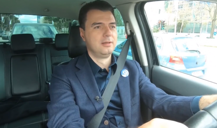 HABIT Basha: Unë dëgjoj pop e rock. Edi Rama tani e ka zbuluar Dua Lipën, s’merr vesh nga muzika