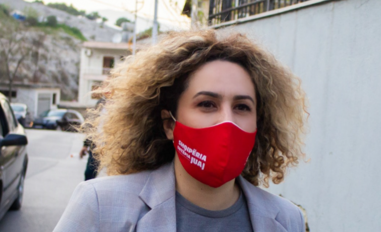 NDODH EDHE KJO/ Ka mbaruar shkollën e lartë e më pas gjimnazin, njihuni me kandidaten për deputete të LSI