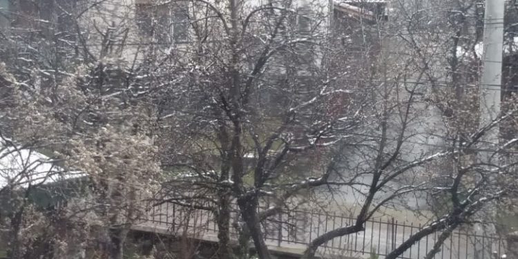 DËBORA NUK NDALET EDHE NË PRANVERË/ Mësoni parashikimin e motit për javën e ardhshme