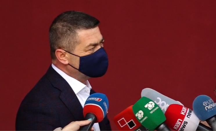 NIS VAKSINIMI I POLICËVE/ Rebani Jaupi thirrje partive politike: Respektoni masat anti-covid gjatë fushatës!