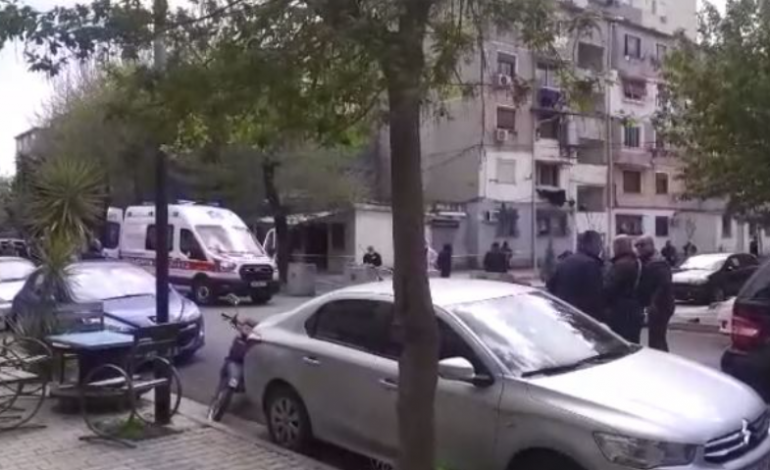 NGJARJA QË TRONDITI ELBASANIN/ Dhëndri i viktimës në gjendje të rëndë, efektivja i nënshtrohet operacionit