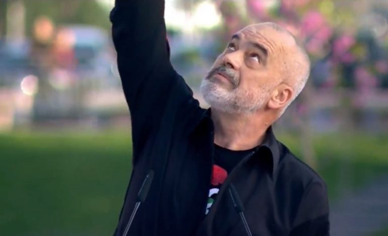 FJALIMI I FITORES/ Rama kujton nënën e tij të ndjerë: Fitorja ime e parë me mungesën e dikujt. Më MUNGON…